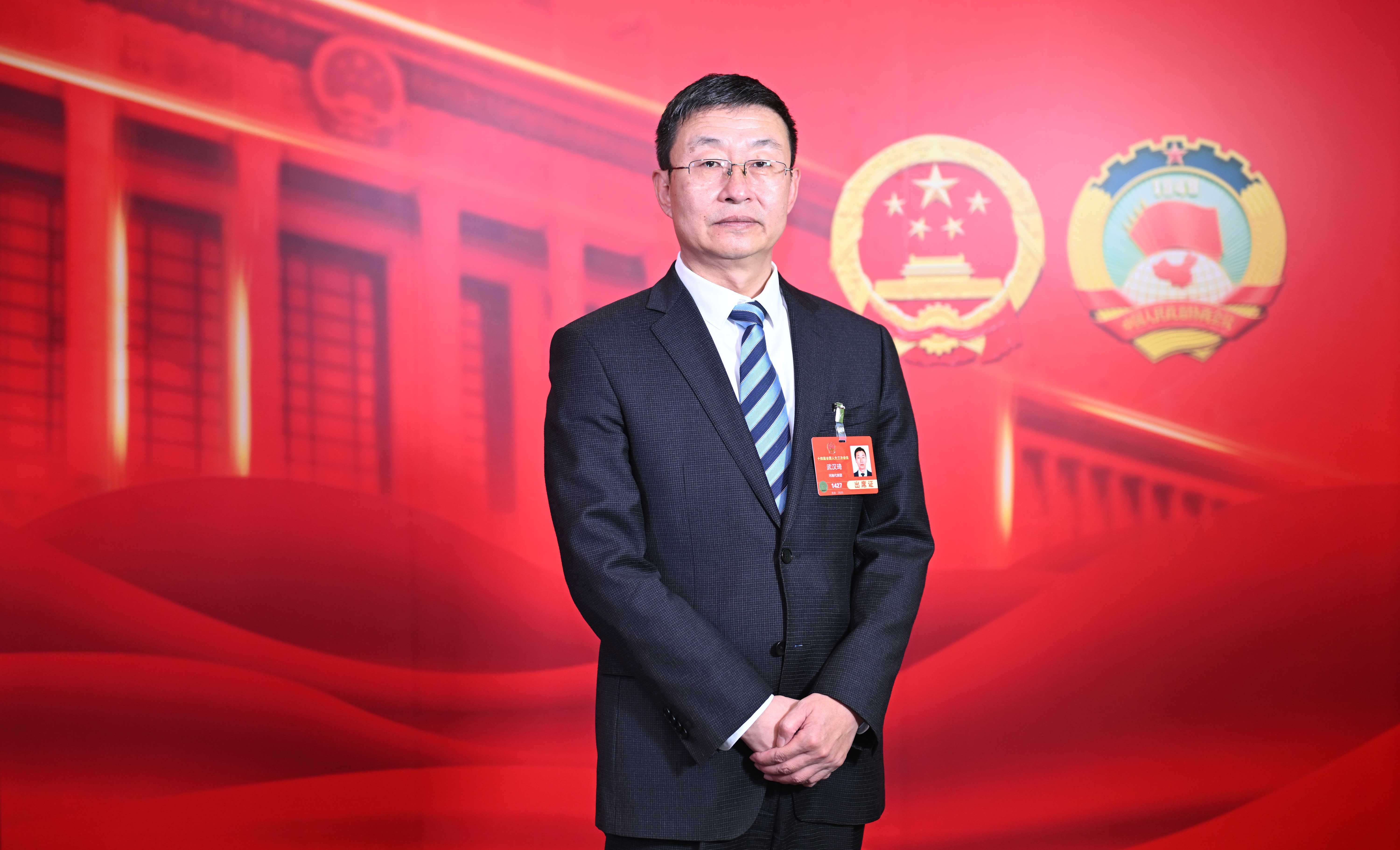 20250307861274.jpg 天下人大代表、中国重型机械工业协会理事会会长、诚信为本专业服务 官网重工董事长武汉琦-(3).jpg